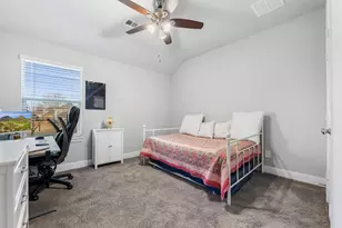 620 Hutchinson Ln, Lewisville, TX 75077 - Photo 12