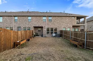 620 Hutchinson Ln, Lewisville, TX 75077 - Photo 16
