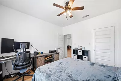 3215 Bill Harrod Street, Dallas, TX 75212 - Photo 8