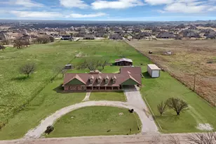 117 Hudson Ln, Aledo, TX 76008 - Photo 2