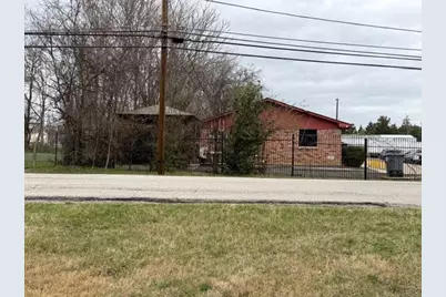 2736 Cedardale Road, Lancaster, TX 75134 - Photo 4
