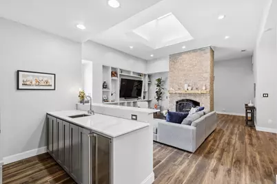 9539 Hilldale Drive, Dallas, TX 75231 - Photo 10