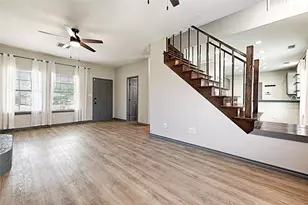 4805 Hunters Ridge Dr, Sachse, TX 75048 - Photo 4