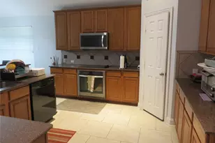 6950 Shoreview Dr, Grand Prairie, TX 75054 - Photo 20