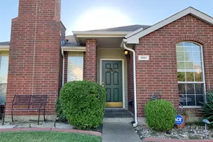 2921 Lake Valley Dr, Garland, TX 75040 - Photo 1