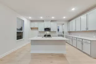 517 Marcus Ln, Crowley, TX 76036 - Photo 10