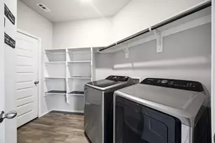 1305 Benwick Dr, Van Alstyne, TX 75495 - Photo 16