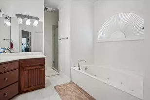 2012 Tremont Cir, Denton, TX 76205 - Photo 16