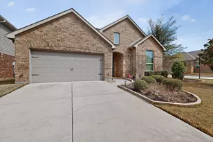 8729 James Dr, Lantana, TX 76226 - Photo 2