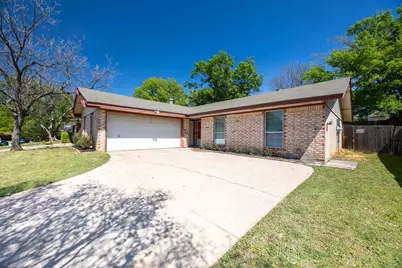 5424 Prince Drive, Lake Dallas, TX 75065 - Photo 1