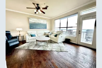 402 Oakbrook, Lewisville, TX 75057 - Photo 4