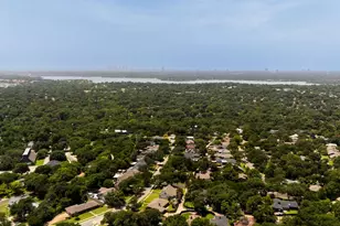 10611 Wyatt St, Dallas, TX 75218 - Photo 38