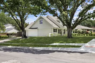 10611 Wyatt St, Dallas, TX 75218 - Photo 36