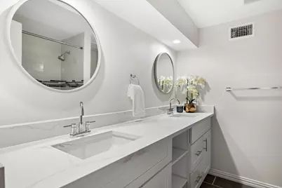 10611 Wyatt Street, Dallas, TX 75218 - Photo 28