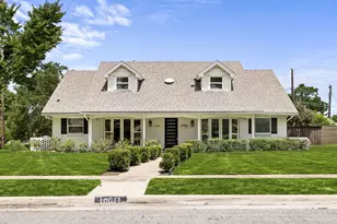 10611 Wyatt St, Dallas, TX 75218 - Photo 1