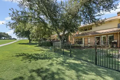 4403 Overlook Court, Granbury, TX 76049 - Photo 34