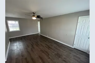 2688 Hearthstone Drive, Farmers Branch, TX 75234 - Photo 4