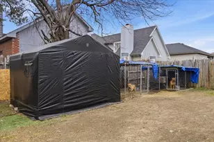 4019 Scarsdale Ln, Dallas, TX 75227 - Photo 12