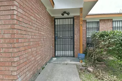 4019 Scarsdale Lane, Dallas, TX 75227 - Photo 2