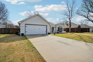 1632 Greenway Ct, Midlothian, TX 76065 - Photo 4