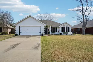 1632 Greenway Ct, Midlothian, TX 76065 - Photo 2