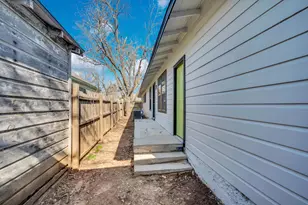 413 Shaw St, Cleburne, TX 76033 - Photo 26