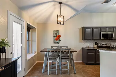 12233 Hunters Knoll Drive, Fort Worth, TX 76028 - Photo 10