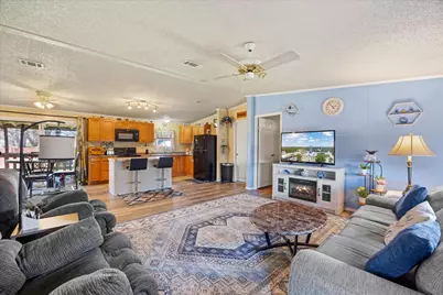 900 Flamingo Road, Granbury, TX 76049 - Photo 8