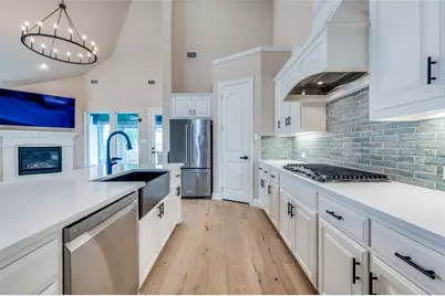 900 Southern Hills Way, Aubrey, TX 76227 - Photo 12