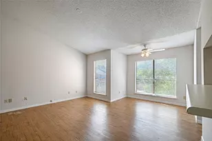 2109 Rainbow Dr, Arlington, TX 76011 - Photo 4