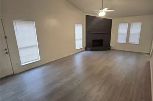 1302 Lloyd Dr, Duncanville, TX 75137 - Photo 4