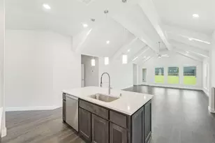 7216 Cherry Blossom Ln, Little Elm, TX 76227 - Photo 10