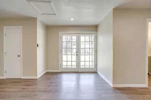 309 Sundown Ct, Burleson, TX 76028 - Photo 22