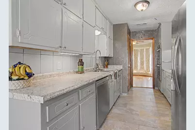 604 Baker Drive, Hurst, TX 76054 - Photo 16