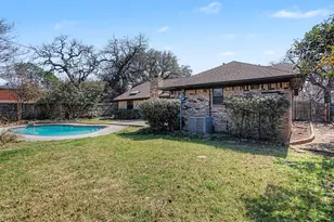604 Baker Dr, Hurst, TX 76054 - Photo 36