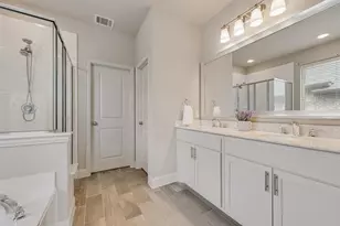 15445 Bluffdale Dr, Fort Worth, TX 76262 - Photo 20