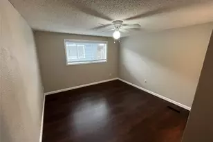 2442 SE 14th St, Grand Prairie, TX 75051 - Photo 12