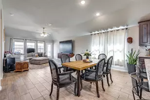 216 Magnolia Dr, Azle, TX 76020 - Photo 10