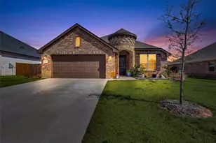 216 Magnolia Dr, Azle, TX 76020 - Photo 1