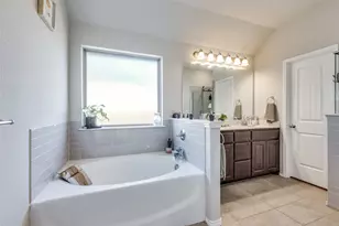 216 Magnolia Dr, Azle, TX 76020 - Photo 16