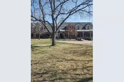 9001 Sawgrass Court, Granbury, TX 76049 - Photo 2