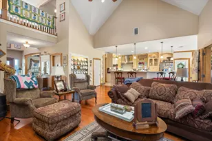 9001 Sawgrass Ct, Granbury, TX 76049 - Photo 16
