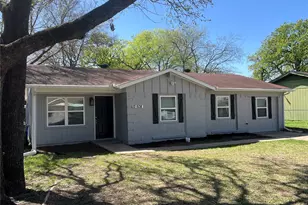 12508 Meadowcrest Ln, Balch Springs, TX 75180 - Photo 2