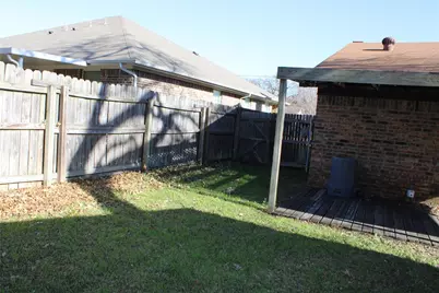 613 NW Renfro Street, Burleson, TX 76028 - Photo 14