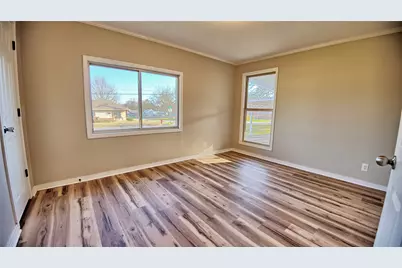 900 N Lamb Street, Bowie, TX 76230 - Photo 16