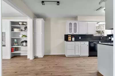 125 W 5th Street, Krum, TX 76249 - Photo 12