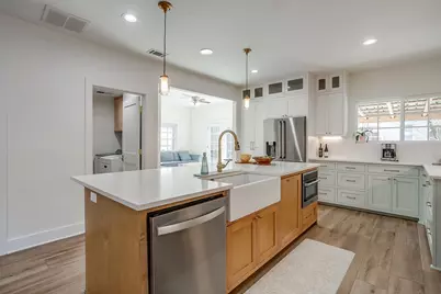 1804 Thomas Place, Fort Worth, TX 76107 - Photo 8