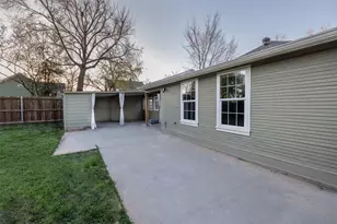 217 Houston St, Sulphur Springs, TX 75482 - Photo 16