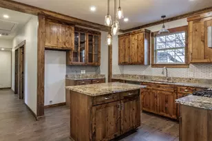217 Houston St, Sulphur Springs, TX 75482 - Photo 8