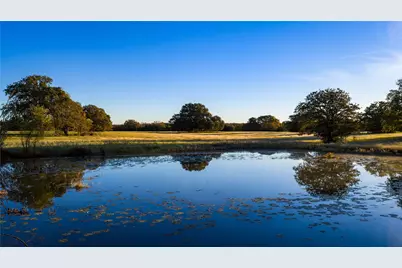 1210 County Road 232, Collinsville, TX 76233 - Photo 8